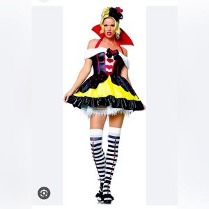 Brand new Leg Avenue Queen of Hearts costume XS